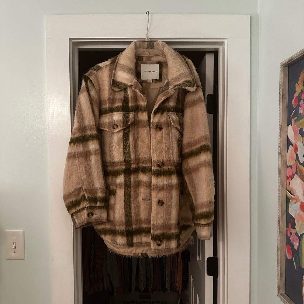American Eagle women’s shacket sz S